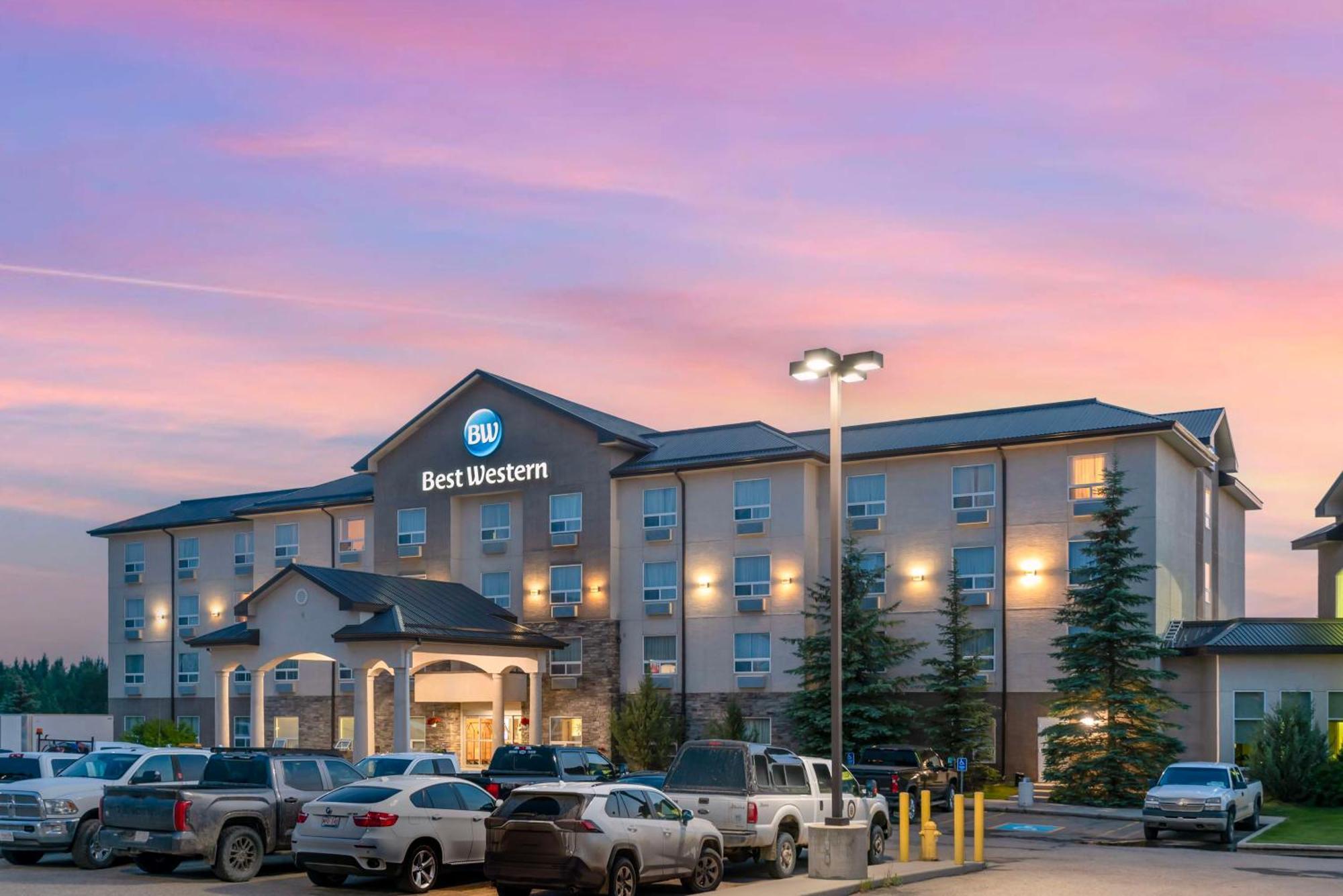 Hotel Western Rocky Mountain House