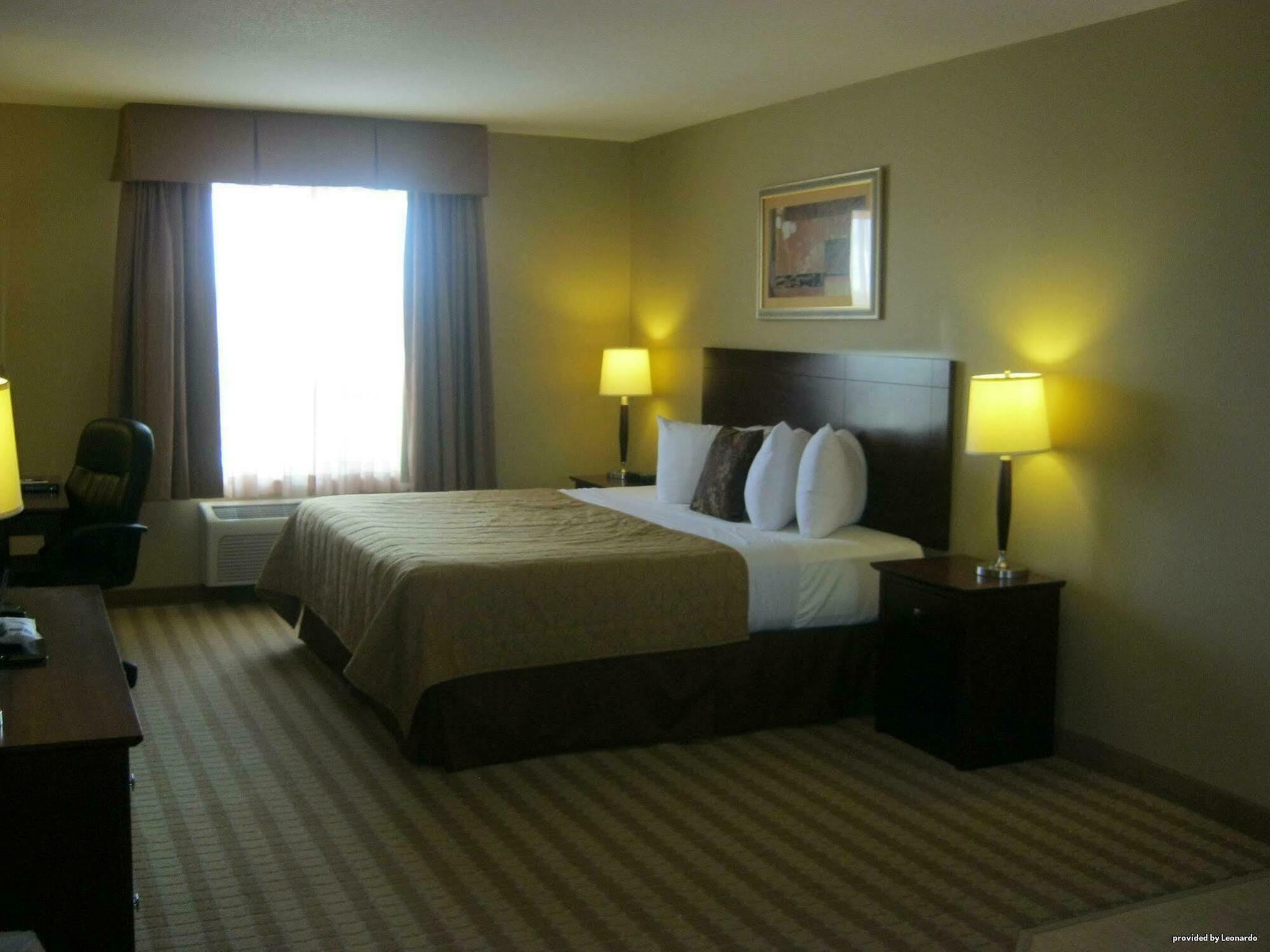Western Hotel 3*